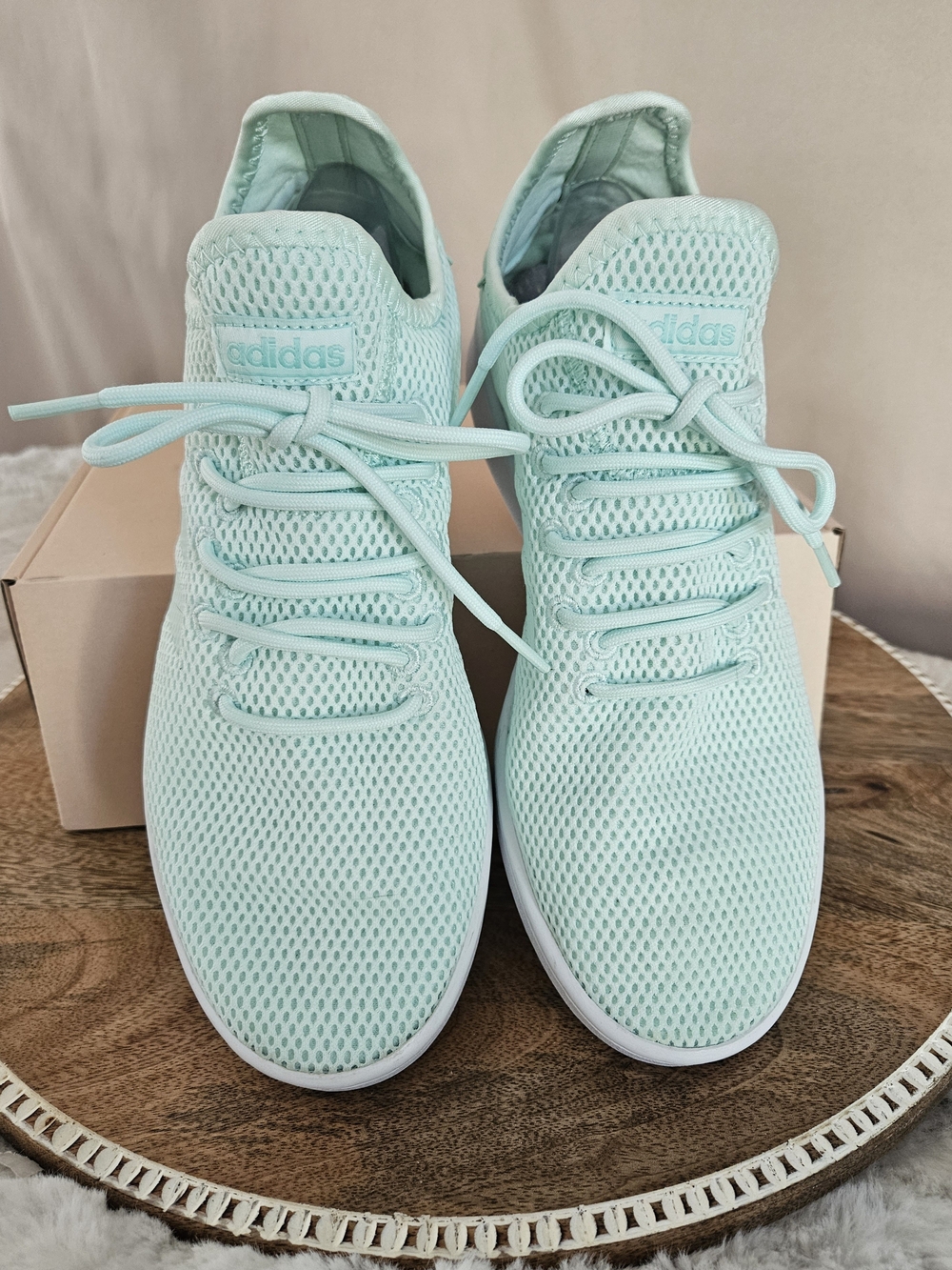Adidas Women’s Mint Green Lightweight Mesh Sneakers